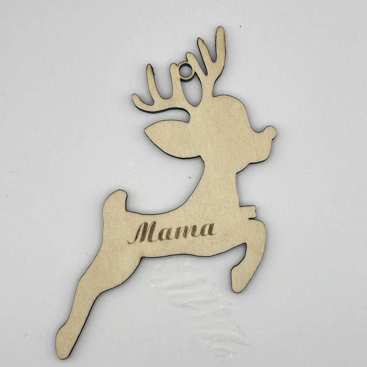 Set decorațiuni ren de Crăciun personalizat cu nume, din lemn de paltin, 10x10 cm