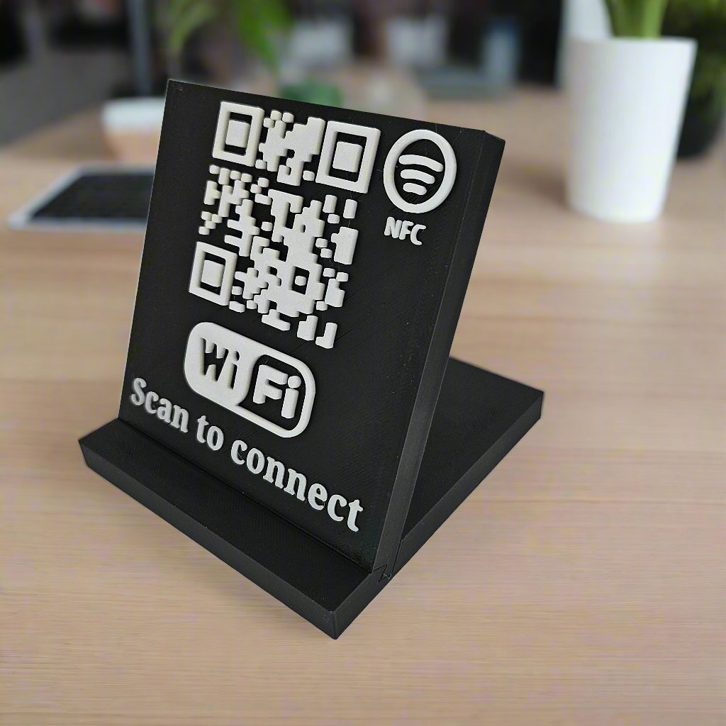 Stand cu cod QR și NFC pentru conectare la Wi-Fi