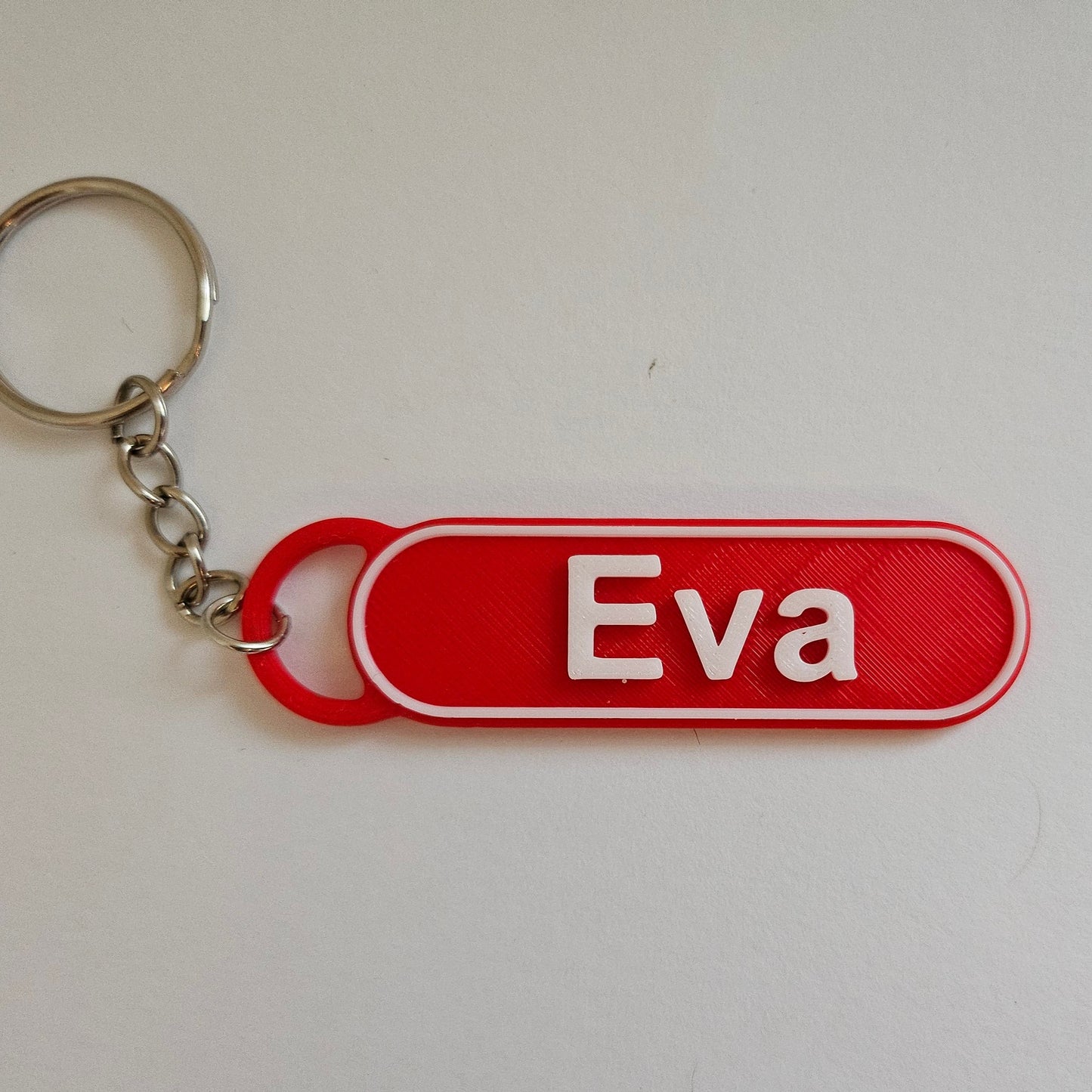 Breloc Personalizat cu Nume în Capsulă 3D