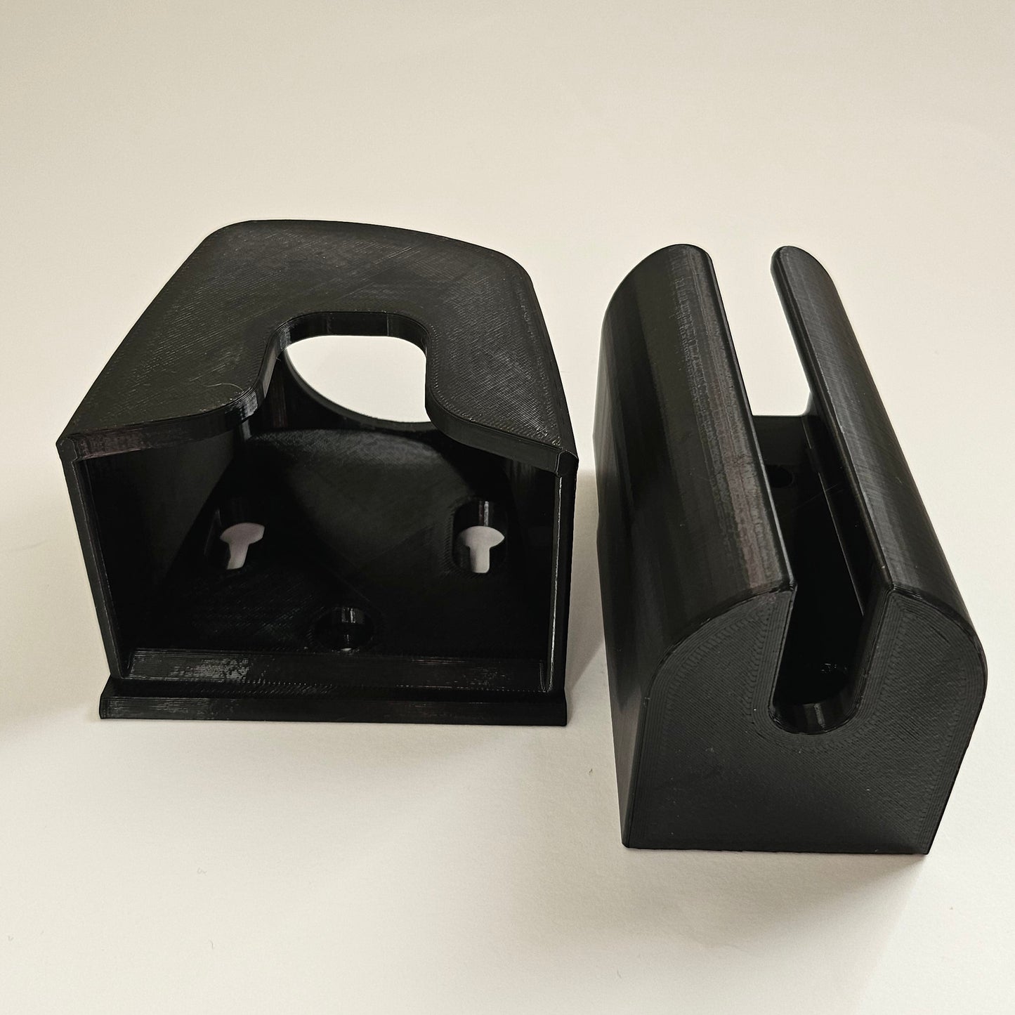 Suport perete încărcător Volvo XC90, XC60, XC40, S90 T8