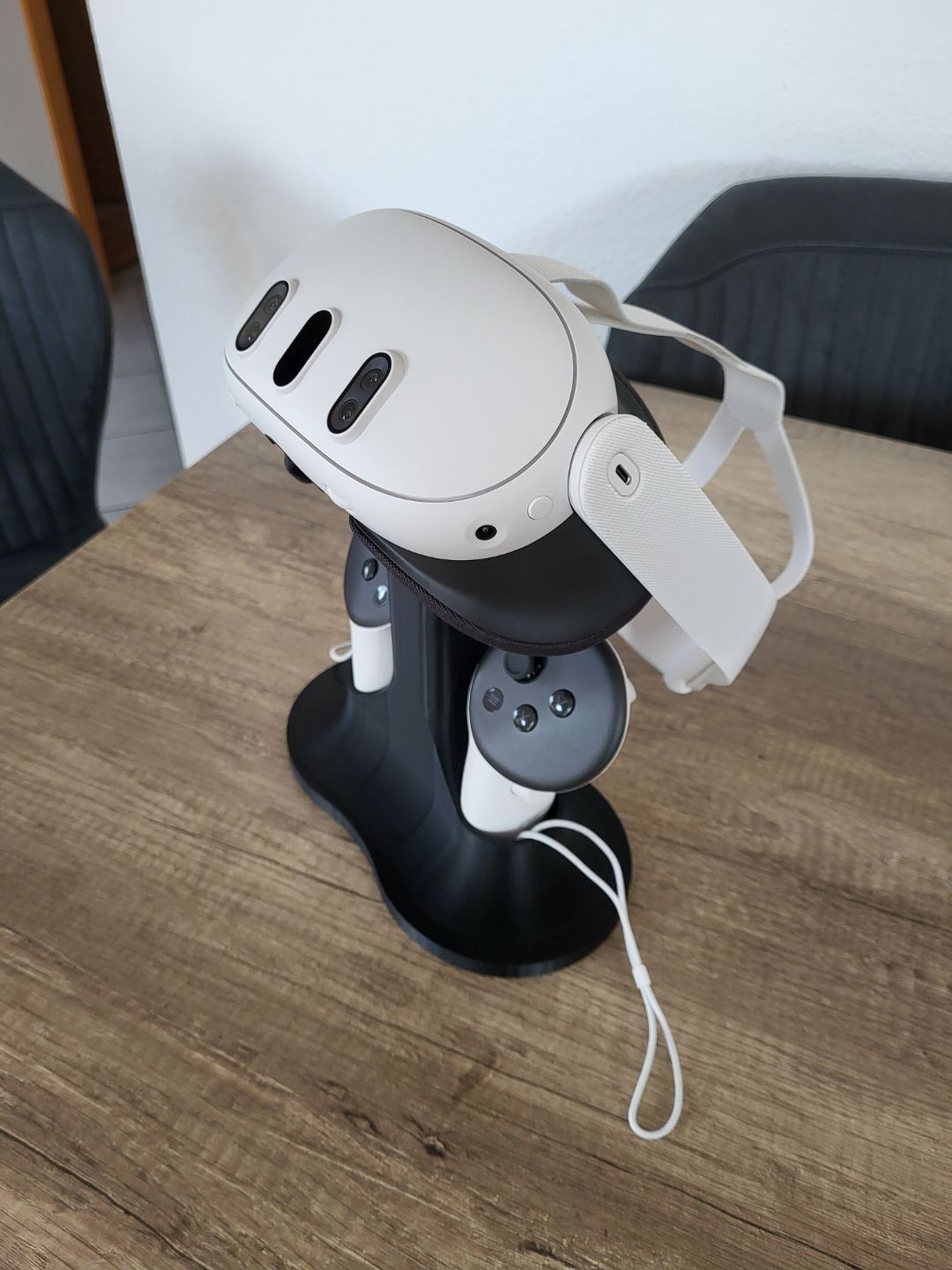 Suport organizator pentru ochelari VR Meta Quest 3/3s și Quest 2 cu spațiu pentru controlere