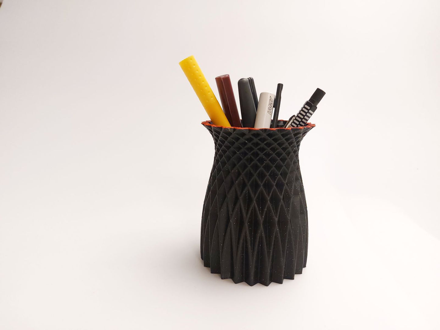 Suport pentru pixuri cu model geometric modern, imprimat 3D