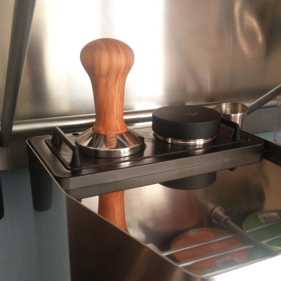 Capac rezervor apă cu suport Tamper 58mm pentru Gaggia Classic Pro