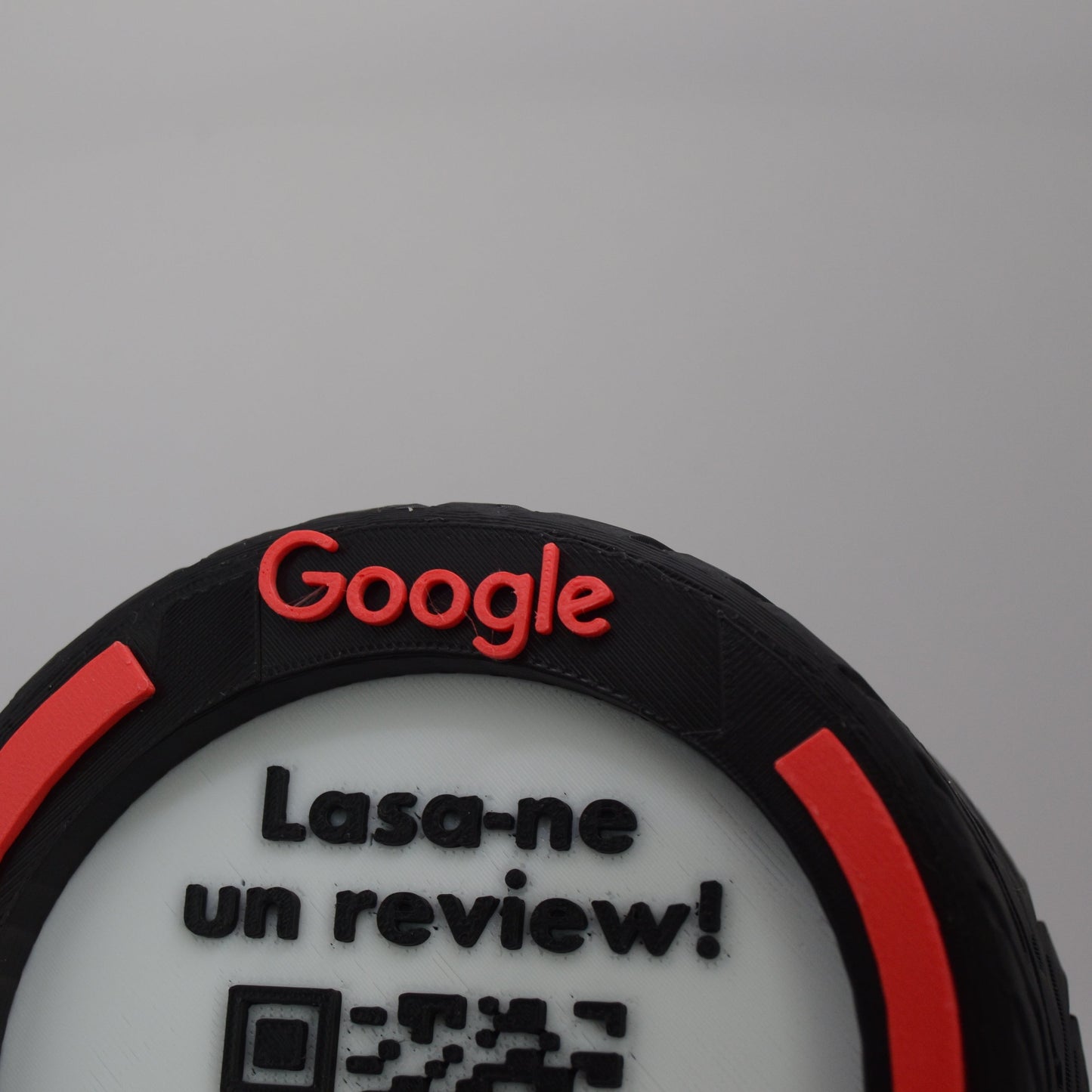 Stand cu cod QR pentru recenzii Google, cu NFC, model roată F1, diverse culori