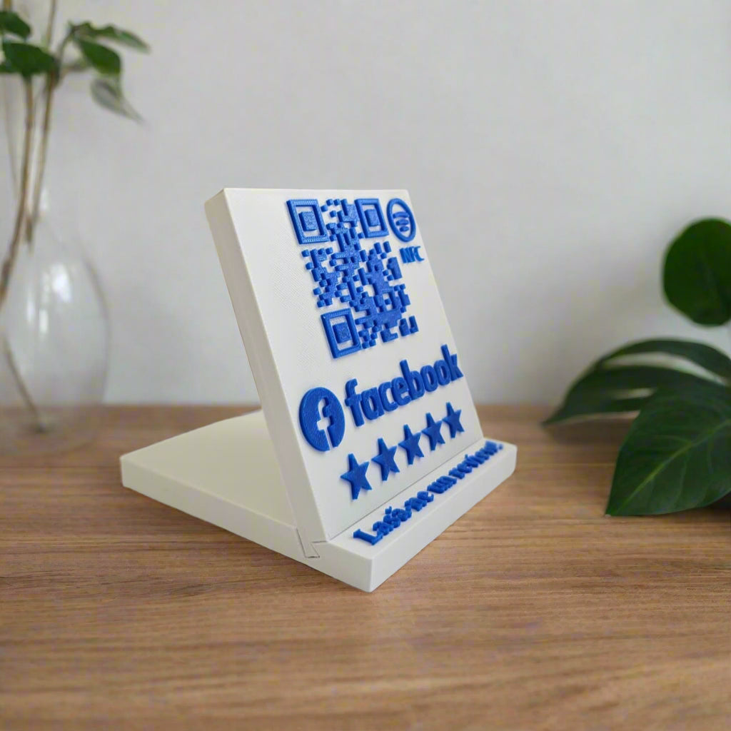 Stand cu cod QR și NFC pentru pagina de Facebook