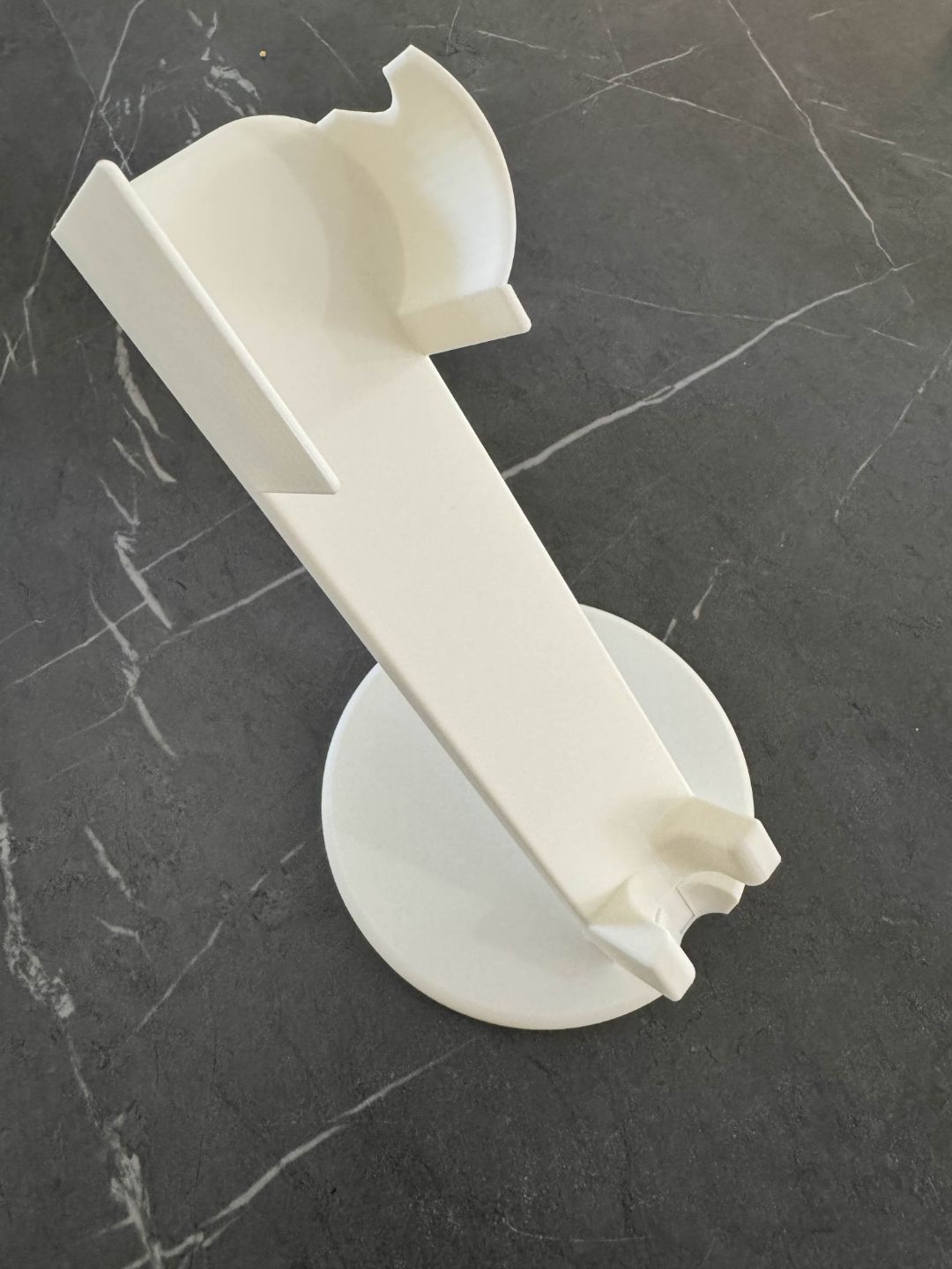 Suport de masă pentru placa de păr Dyson Airstrait