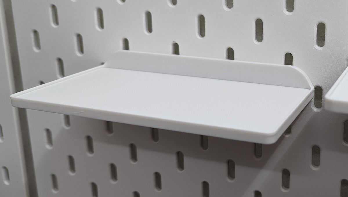 Poliță practică pentru panou Skadis IKEA, 16cm x 8cm – Suport compact și sigur