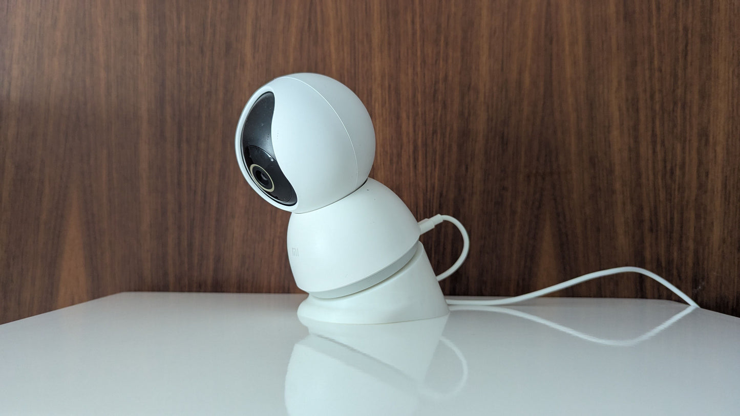 Suport înclinat cu organizator de cablu pentru cameră Xiaomi