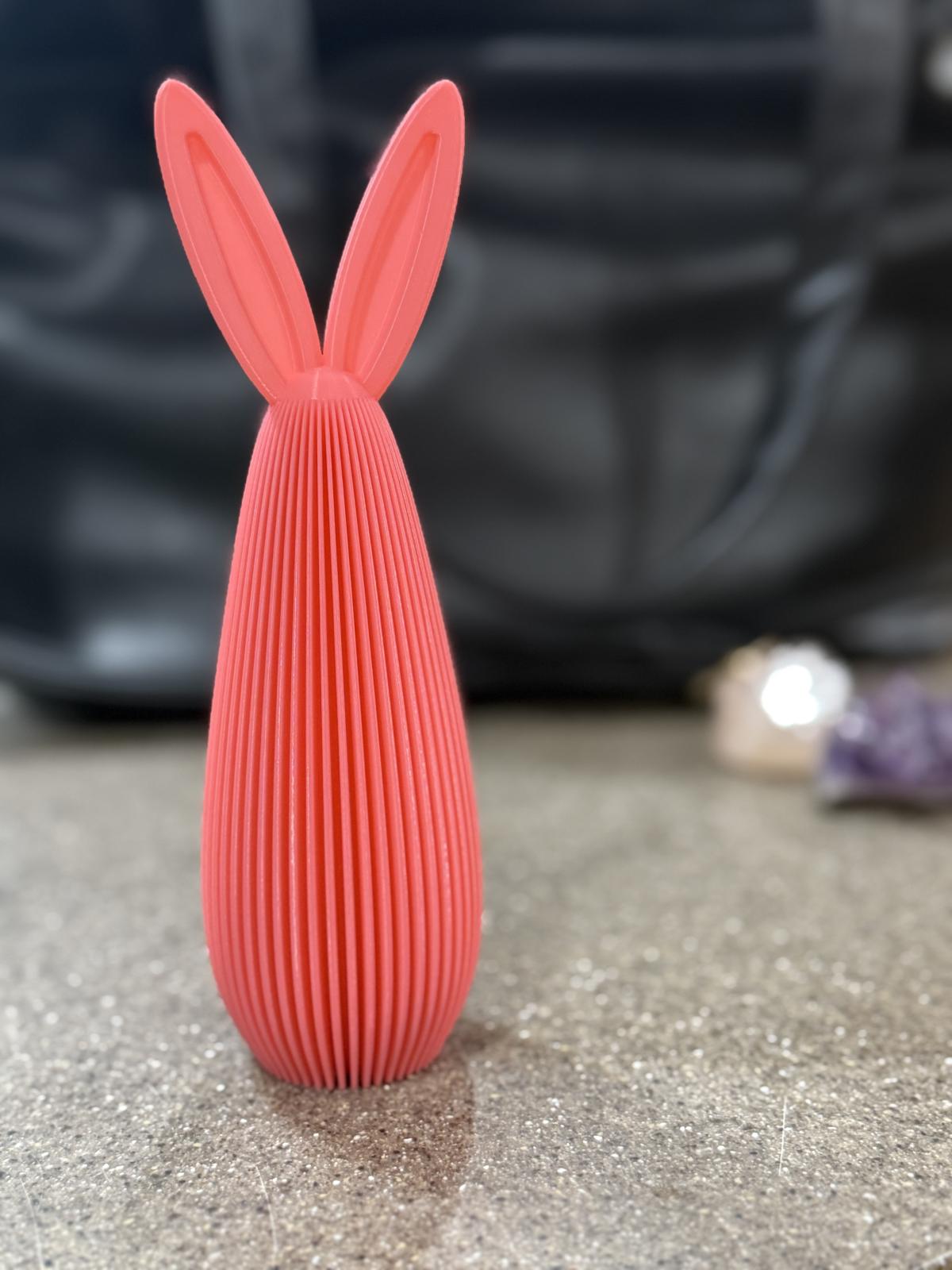 Decorațiune modernă iepuraș de paște