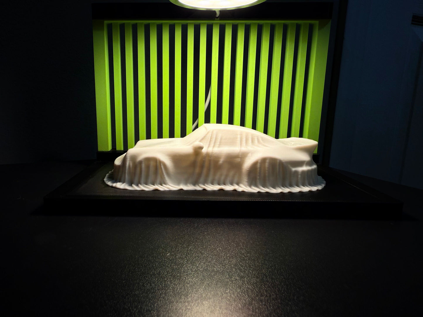 Decoratiune auto premium: porsche 911 turbo 964 sub prelată