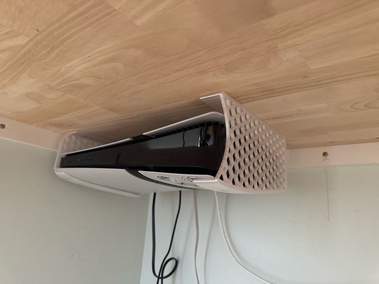 Suport ventilat pentru PS5 Pro sub birou, fără disc