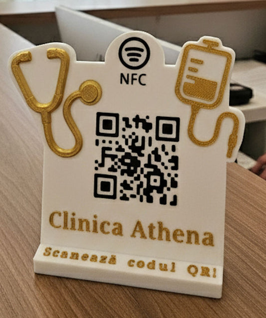 Stand personalizat cu cod QR și NFC pentru clinici medicale, recenzii și feedback rapid