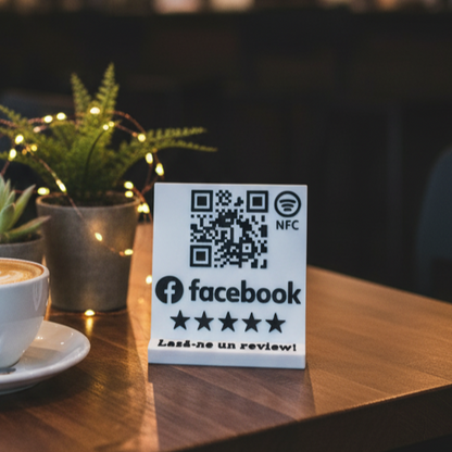 Stand cu cod QR și NFC pentru pagina de Facebook