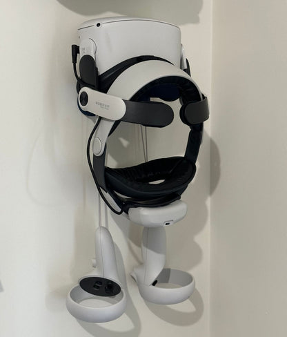 Suport de perete pentru Oculus Quest 2 și 3, cu spațiu dedicat pentru controllere