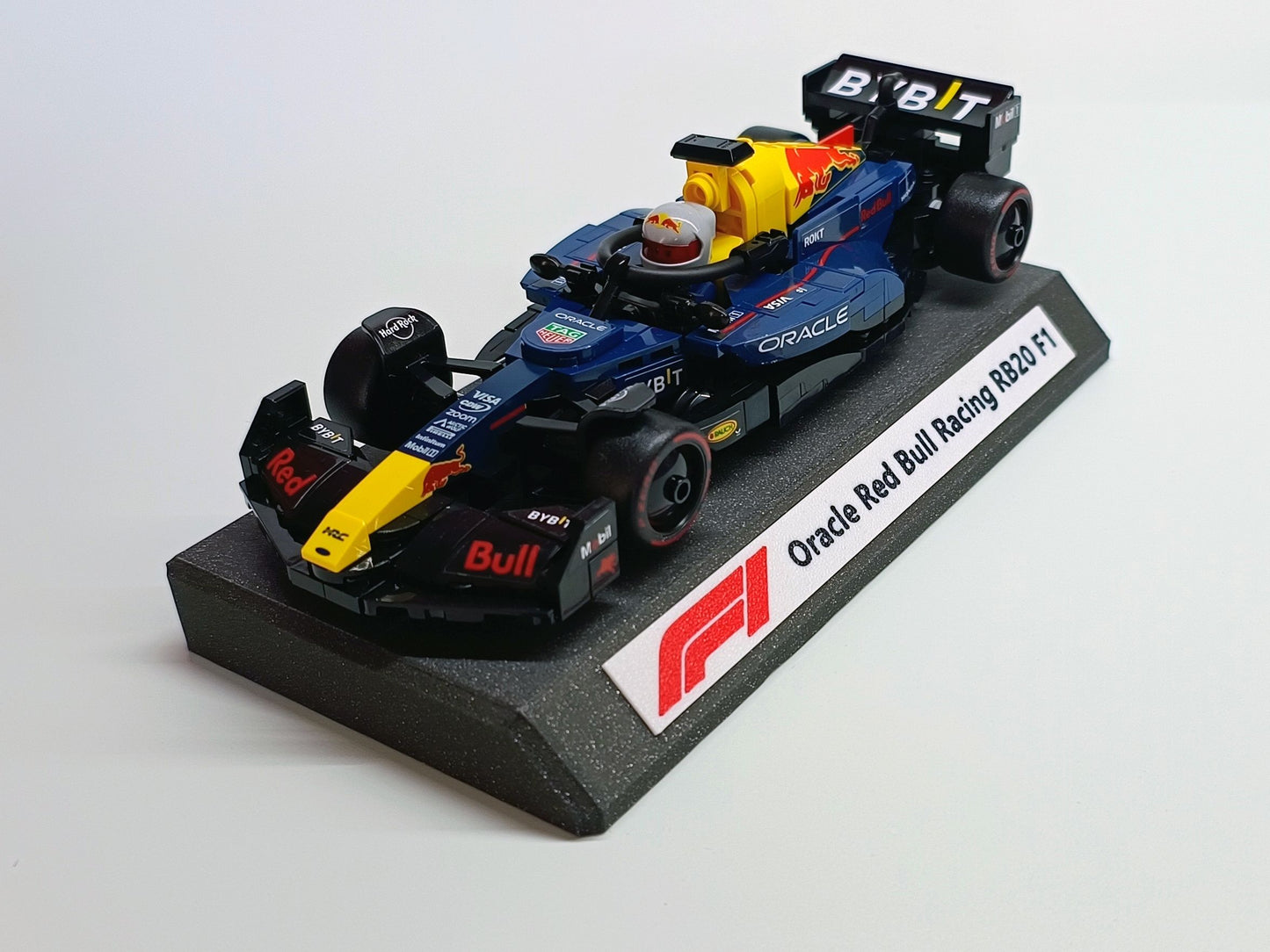 Suport display F1 pentru mașini Lego Speed Champions cu plăcuțe de echipă interschimbabile