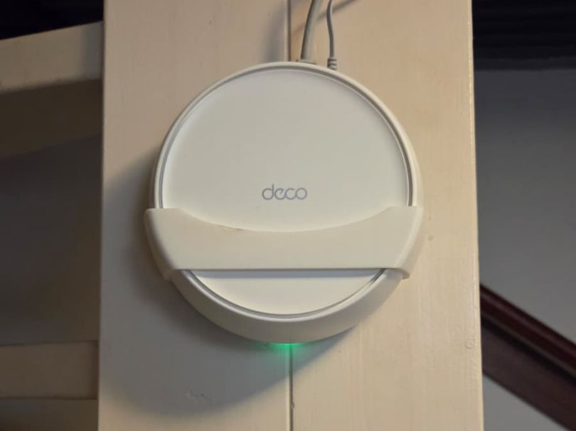 Suport perete pentru TP-Link Deco BE25, design modern și sigur