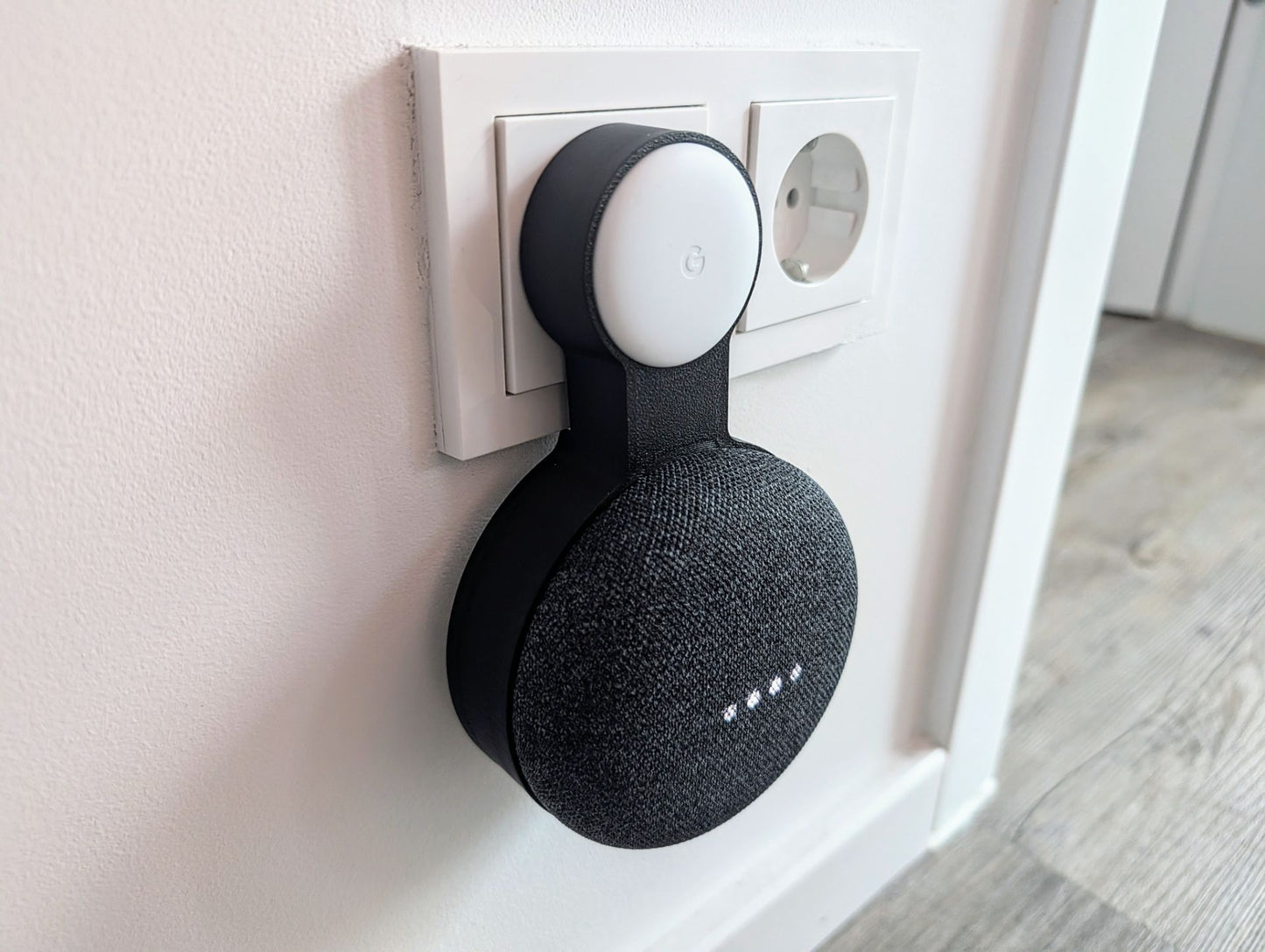 Suport de priză pentru Google Home Mini și Nest Mini